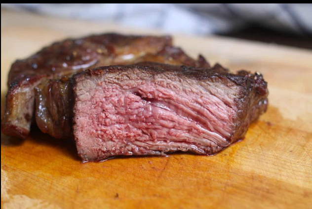 How Medium Steak Looks and Feels